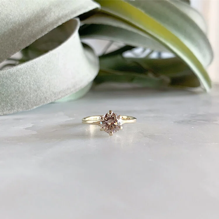 champagne solitaire .jpg